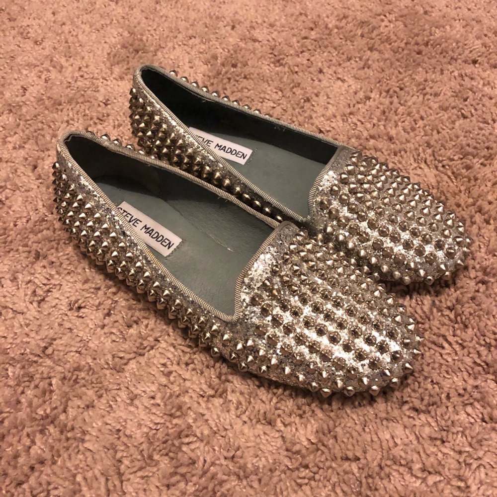 Steve Madden studded flats